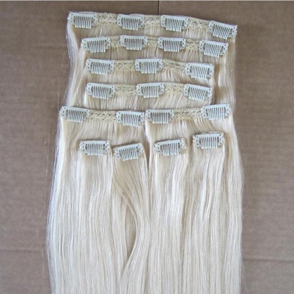 High quality human hair! 115+grams of beautiful silky straight #613 blonde